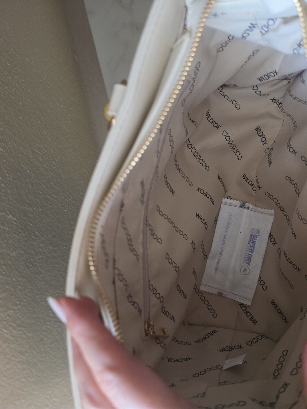 ​NWT Wildfox Stripe Straw Tote Satchel Crossbody Bag Cream Black OS - Picture 13 of 13